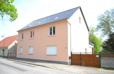 Großes Wohnhaus mit Ausbaureserve im Dachgeschoss Großes Wohnhaus mit Ausbaureserve im Dachgeschoss - Spreenhagen